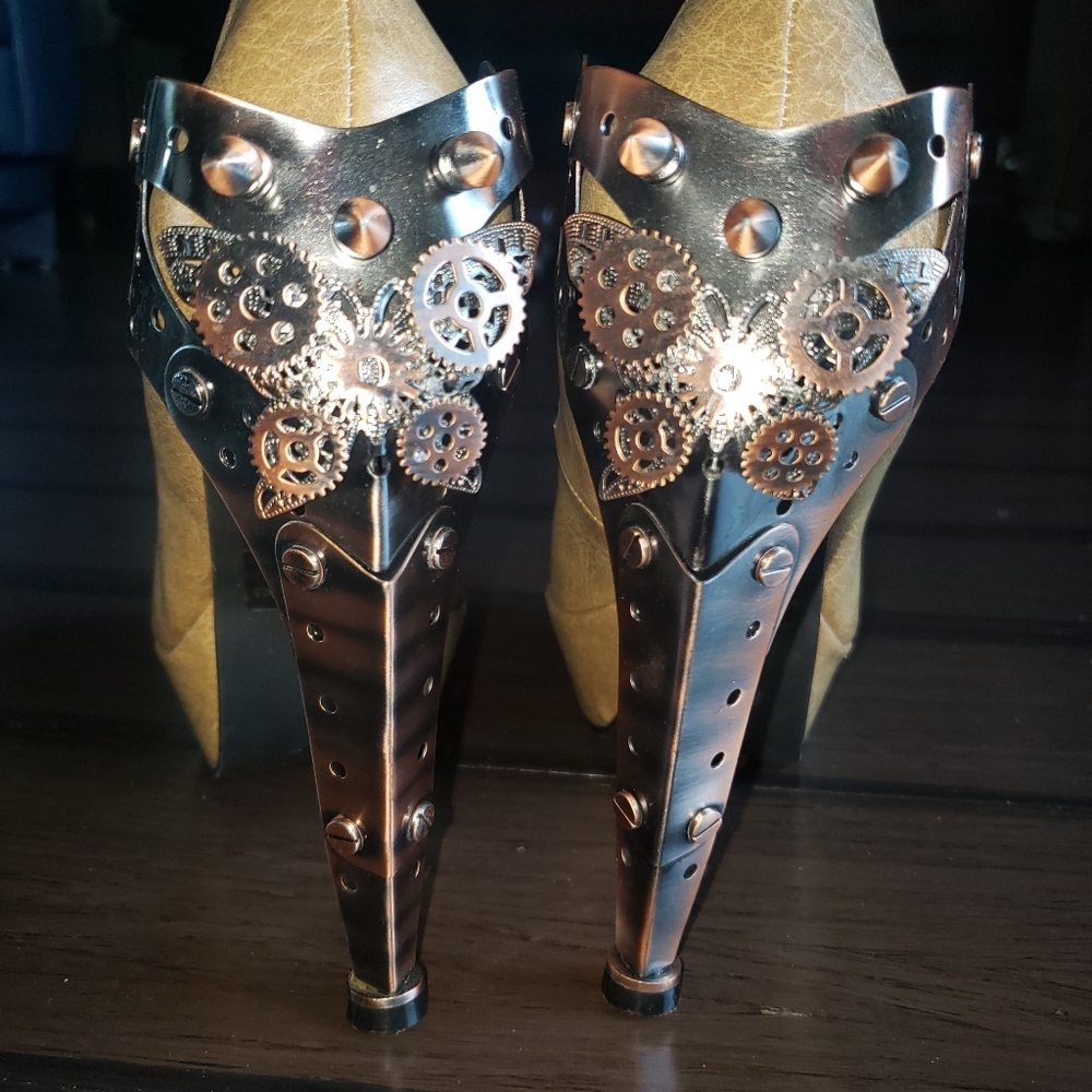 Shoes - Picture 3 of 3